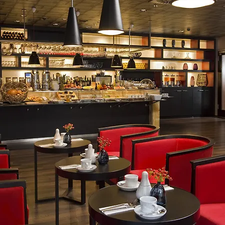 Adina Apartment Hotel Frankfurt Neue Oper 