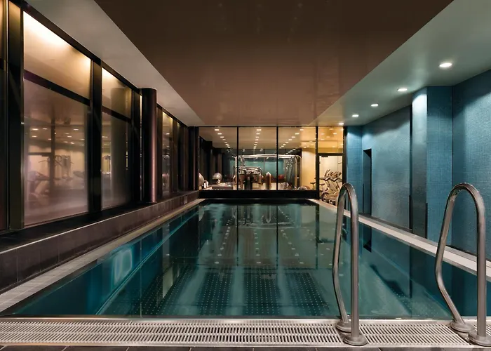 Adina Apartment Hotel Frankfurt Neue Oper