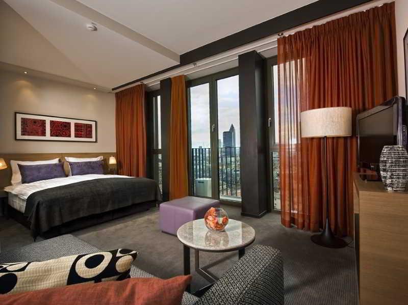 Aparthotel Adina Frankfurt Neue Oper 4*