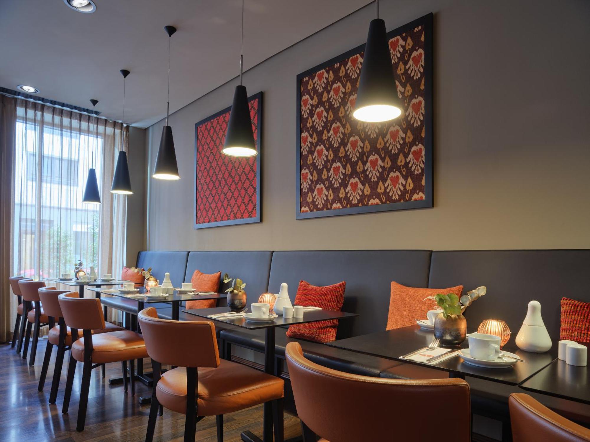Aparthotel Adina Frankfurt Neue Oper 4*