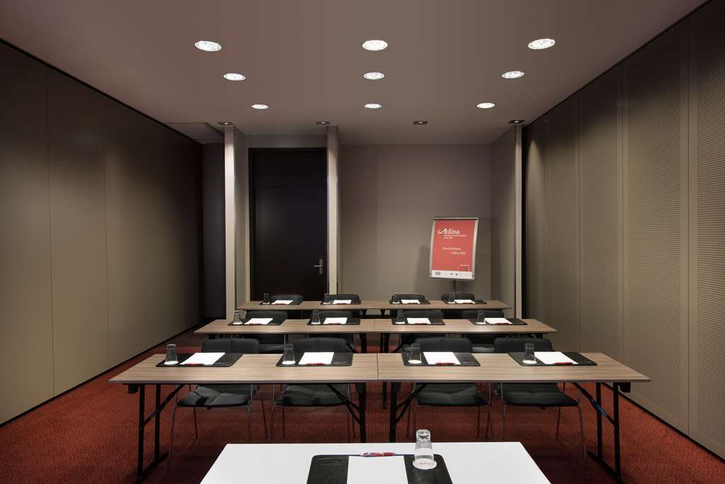 Adina Frankfurt Neue Oper Apartahotel 4*