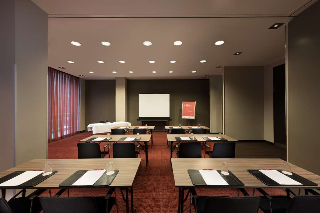 Apartahotel Adina Frankfurt Neue Oper